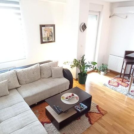 Beautifull Apartment Ni Kültér fotó
