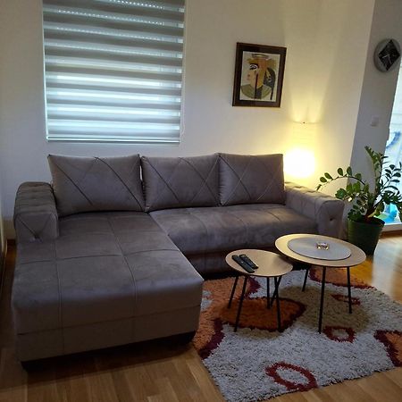 Beautifull Apartment Ni Kültér fotó